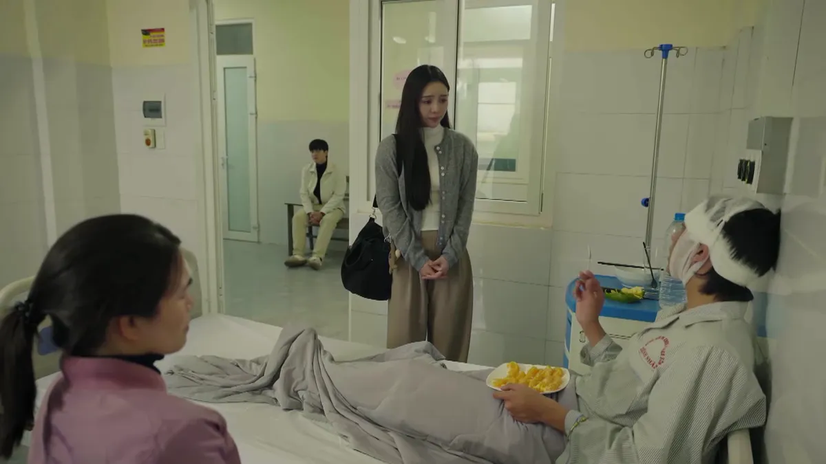 Bước chân vào đời - Tập 5: Thương thay em trai hạ mình xin lỗi nạn nhân- Ảnh 1. Bước chân vào đời - Tập 5: Thương thay em trai hạ mình xin lỗi nạn nhân- Ảnh 1.