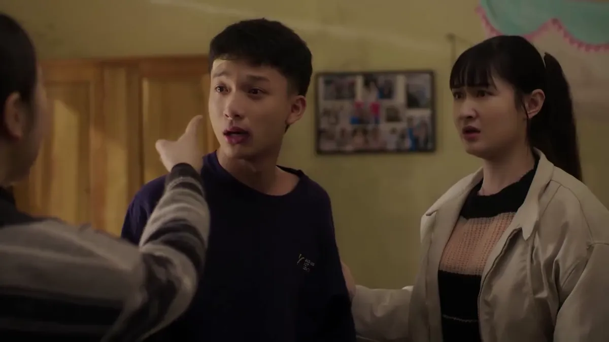 Bước chân vào đời - Tập 5: Thương thay em trai hạ mình xin lỗi nạn nhân- Ảnh 2. Bước chân vào đời - Tập 5: Thương thay em trai hạ mình xin lỗi nạn nhân- Ảnh 2.