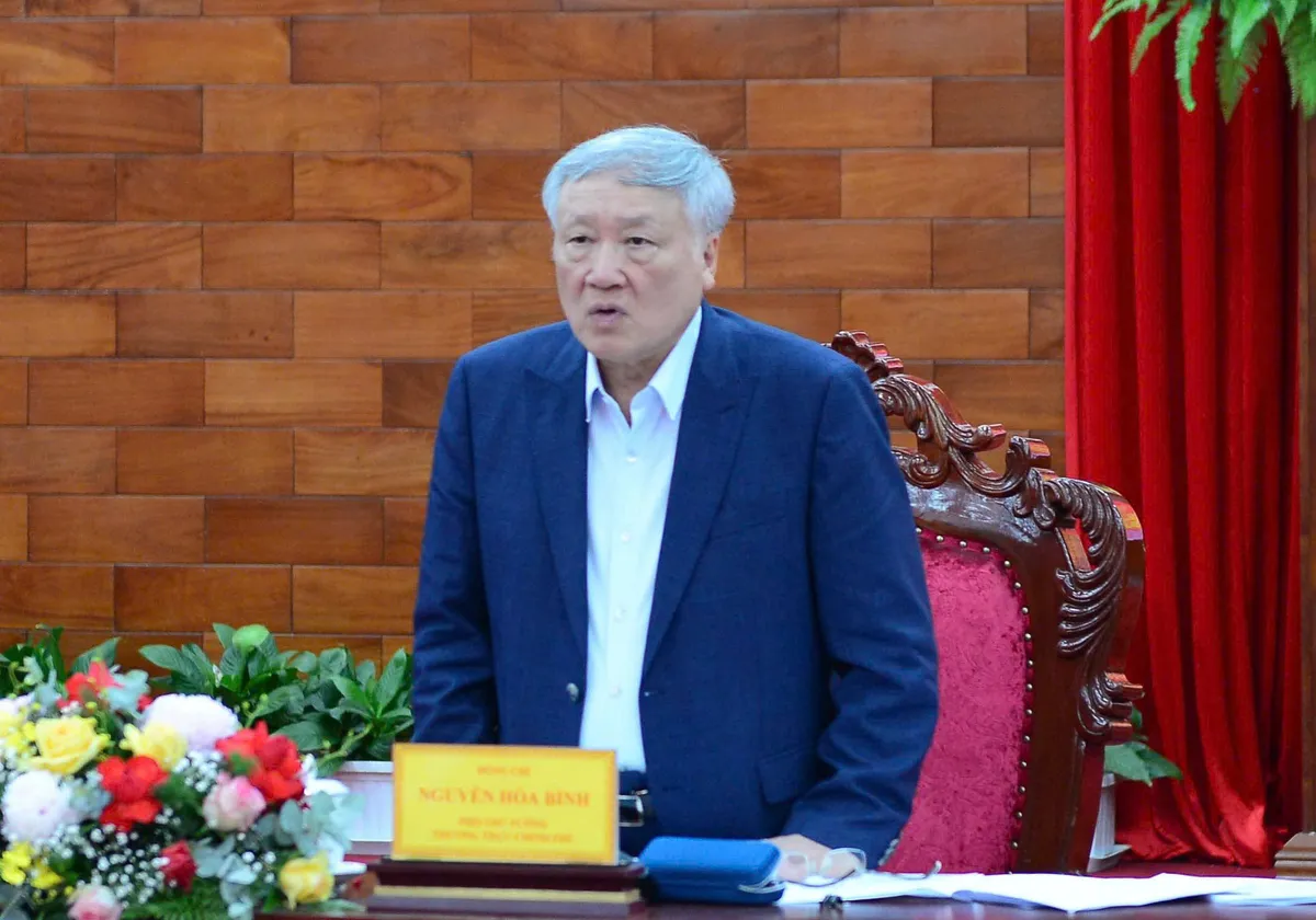 Phó Thủ tướng Nguyễn Hòa Bình yêu cầu tỉnh Lâm Đồng quyết liệt, giải quyết các dự án tồn đọng thuộc thẩm quyền. - Ảnh 2.