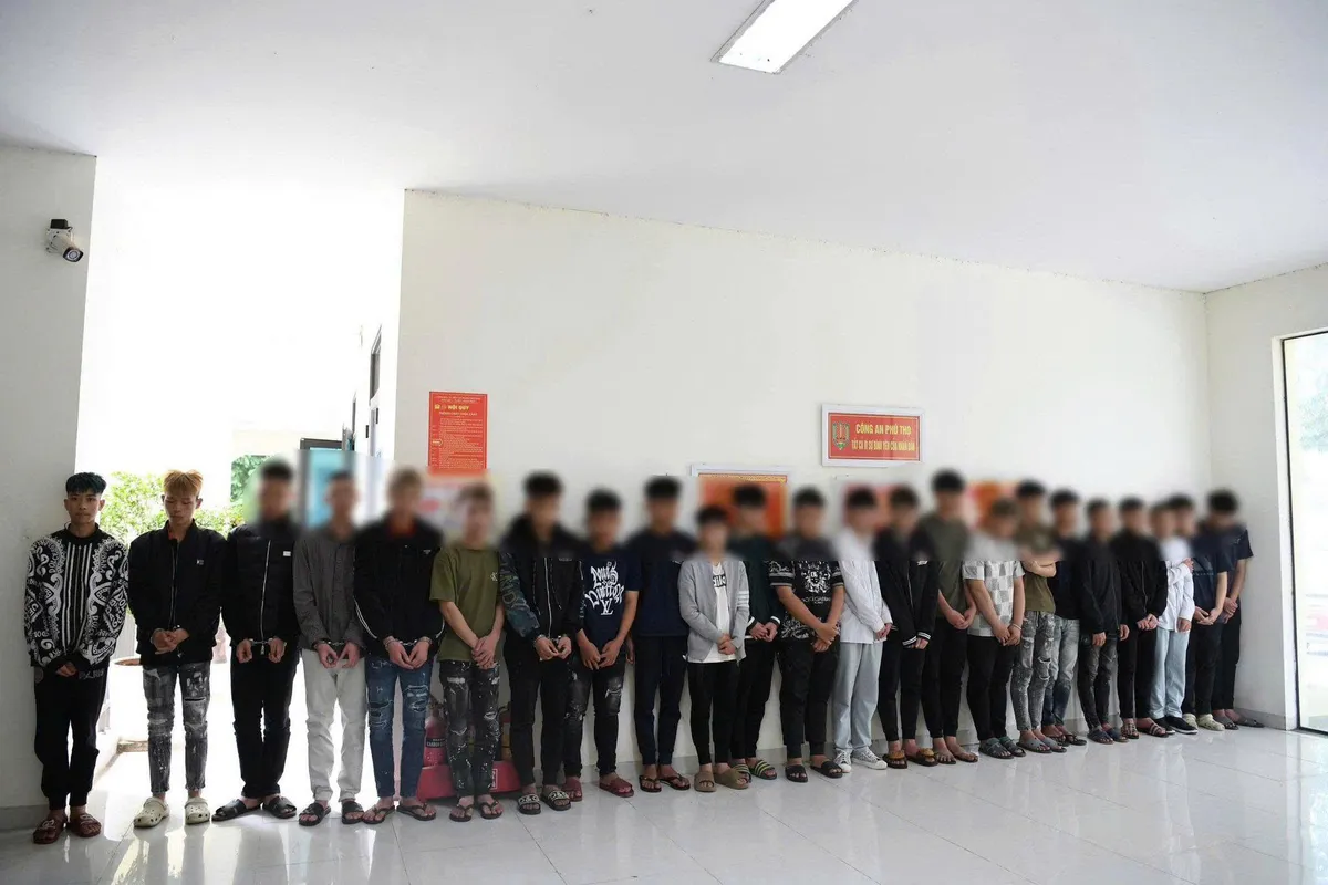 Ph&uacute; Thọ; L&agrave;m r&otilde; thủ phạm ch&eacute;m đứt l&igrave;a c&aacute;nh tay người đi đường  - Ảnh 3.