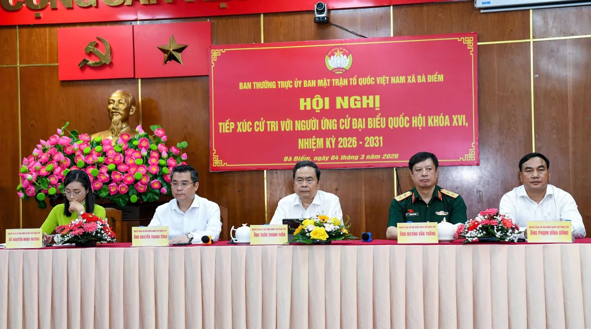 Chủ tịch Quốc hội: Đặt lợi &iacute;ch của cử tri, Nh&acirc;n d&acirc;n l&ecirc;n tr&ecirc;n hết - Ảnh 1.