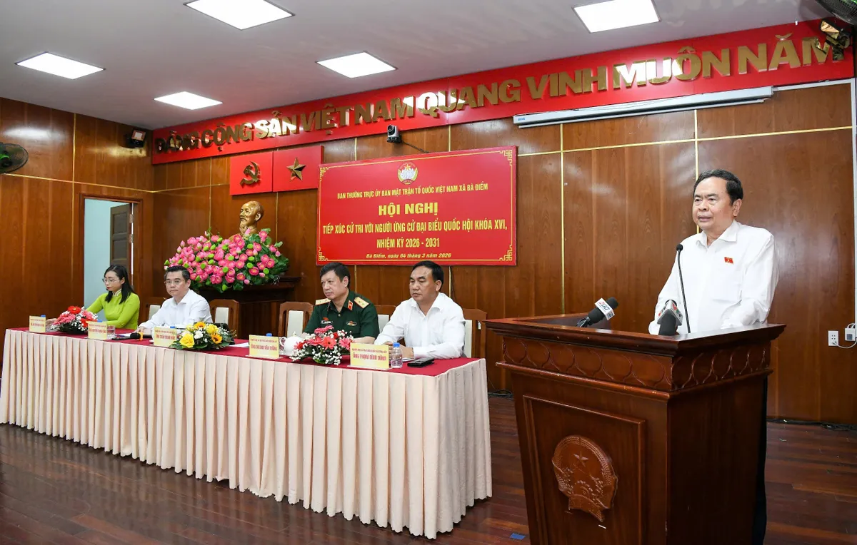 Chủ tịch Quốc hội: Đặt lợi &iacute;ch của cử tri, Nh&acirc;n d&acirc;n l&ecirc;n tr&ecirc;n hết - Ảnh 4.