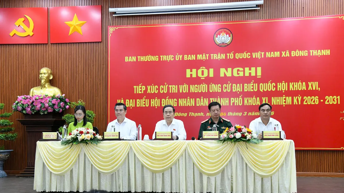 Chủ tịch Quốc hội dự Hội nghị tiếp x&uacute;c cử tri tại x&atilde; Đ&ocirc;ng Thạnh, TP H&ocirc;̀ Chí Minh - Ảnh 1.