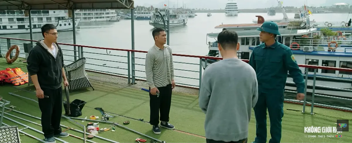 Không giới hạn - Tập 18: Tin đồn Lợi đánh người lan nhanh khắp nơi - Ảnh 1.