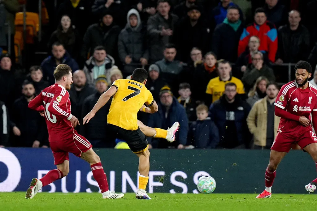 Liverpool thua bạc nhược đội bét bảng Ngoại hạng Anh- Ảnh 2.