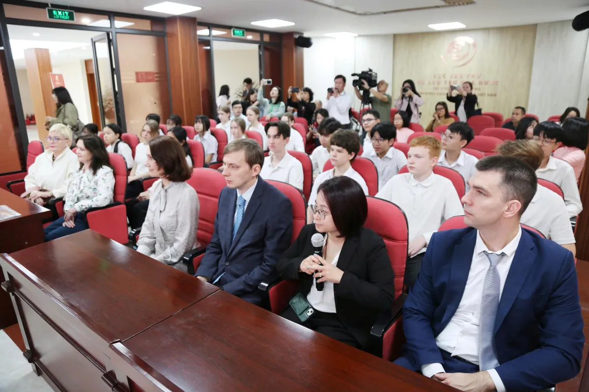 Khi lưu trữ trở th&agrave;nh lớp học lịch sử trực quan- Ảnh 2.