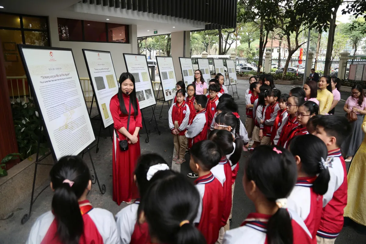 Khi lưu trữ trở th&agrave;nh lớp học lịch sử trực quan- Ảnh 10.