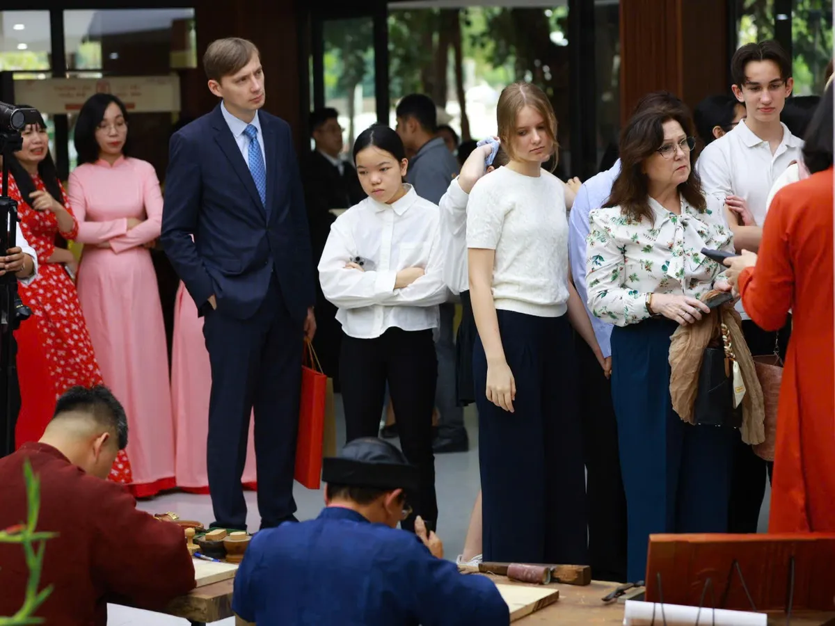 Khi lưu trữ trở th&agrave;nh lớp học lịch sử trực quan- Ảnh 5.