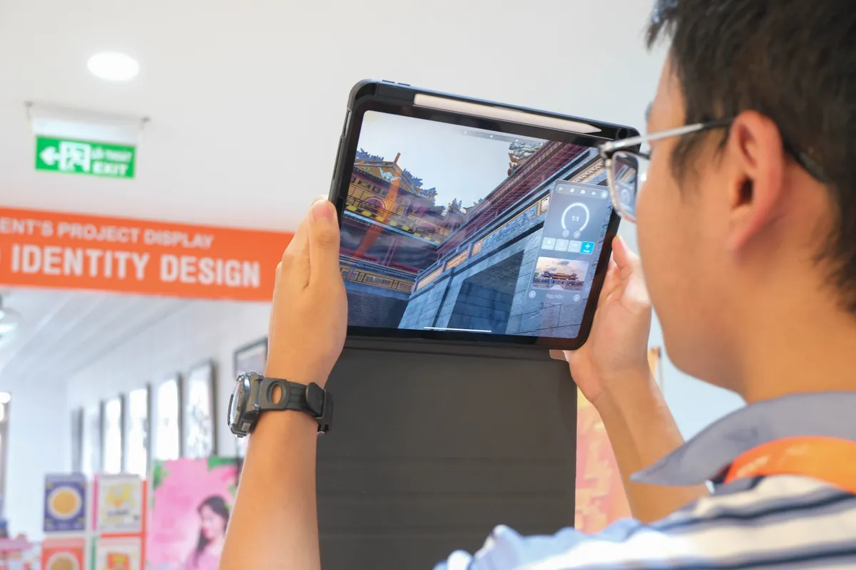 Nhóm sinh viên dùng AR làm “sống lại” di sản văn hóa- Ảnh 2. Nhóm sinh viên dùng AR làm “sống lại” di sản văn hóa- Ảnh 2.