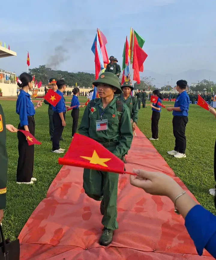 Khánh Hòa: 3.573 thanh niên lên đường nhập ngũ - Ảnh 4.