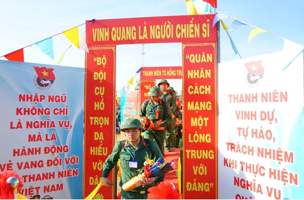 62 đảng vi&ecirc;n trẻ L&acirc;m Đồng t&igrave;nh nguyện l&ecirc;n đường nhập ngũ năm 2026 - Ảnh 6.