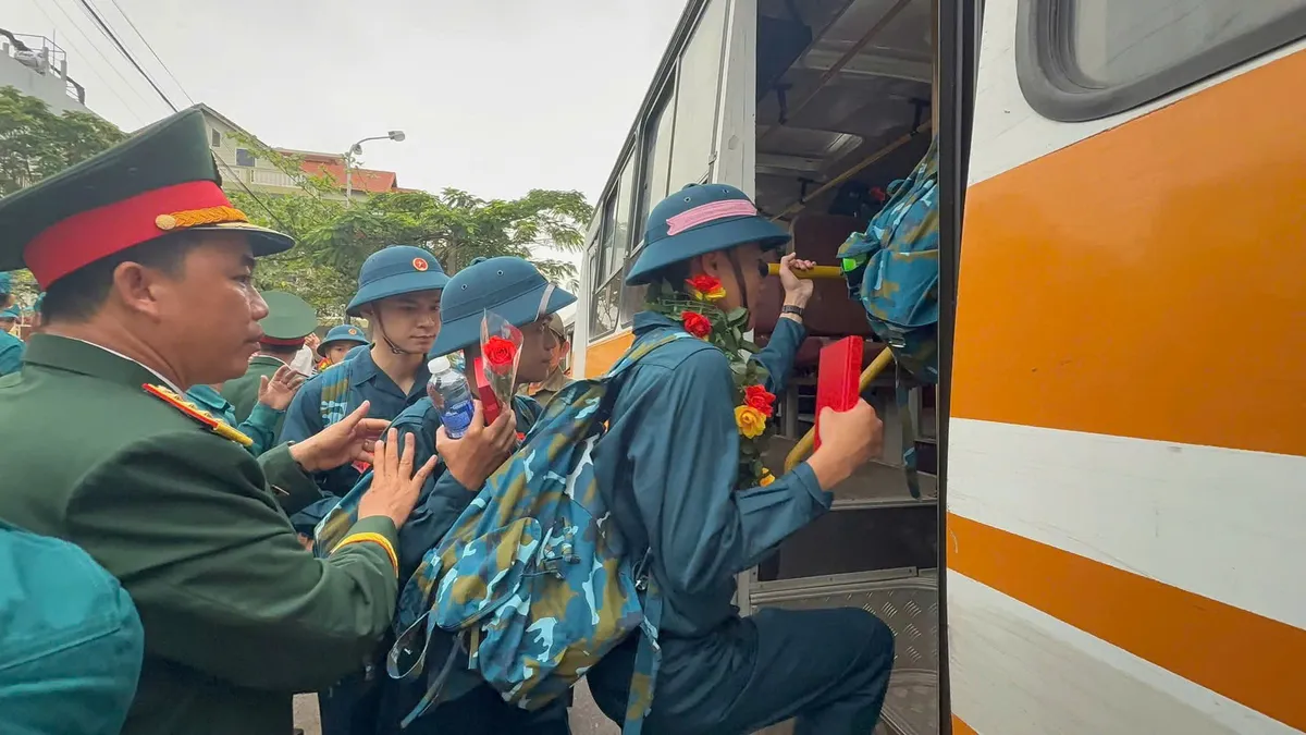 Đ&agrave; Nẵng: Tạo điều kiện để chiến sĩ mới nhanh ch&oacute;ng h&ograve;a nhập m&ocirc;i trường qu&acirc;n ngũ - Ảnh 8.