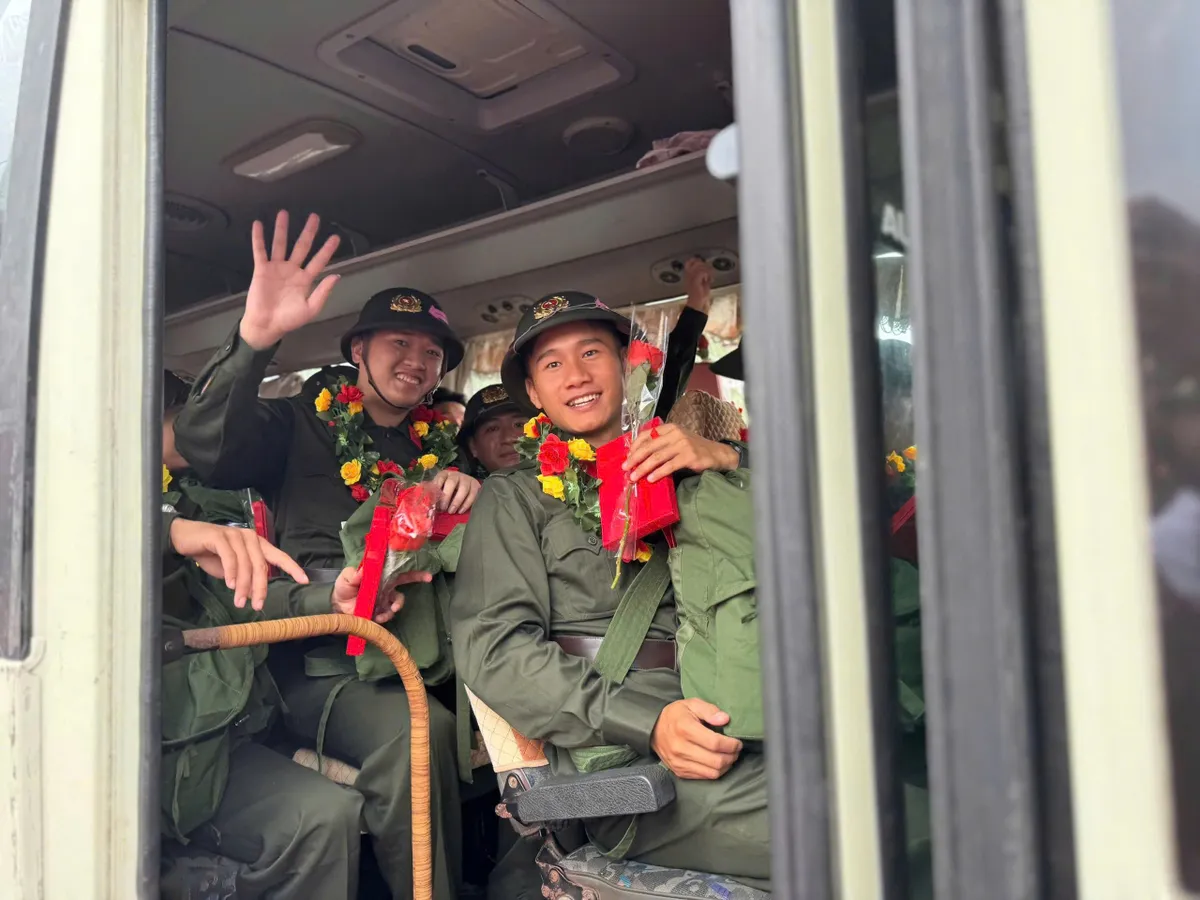 Đ&agrave; Nẵng: Tạo điều kiện để chiến sĩ mới nhanh ch&oacute;ng h&ograve;a nhập m&ocirc;i trường qu&acirc;n ngũ - Ảnh 9.