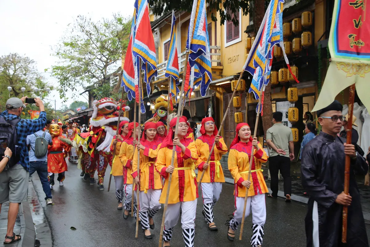 Hội An khai hội Nguyên Tiêu, hút du khách về miền du lịch di sản- Ảnh 4. Hội An khai hội Nguyên Tiêu, hút du khách về miền du lịch di sản- Ảnh 4.