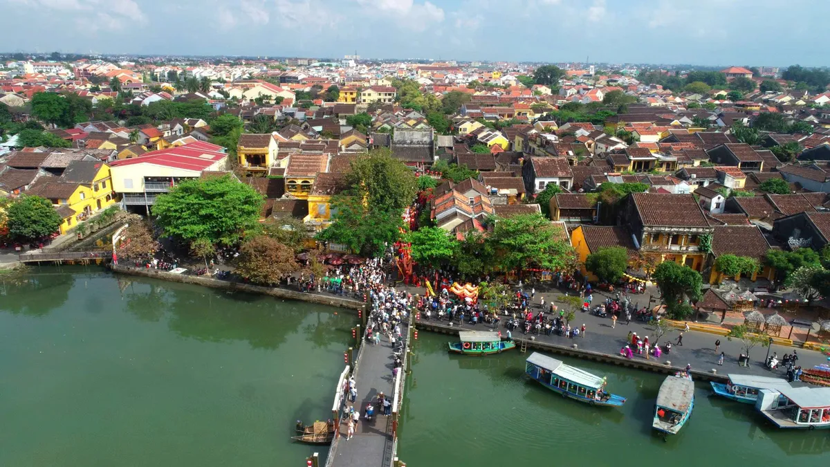 Hội An khai hội Nguyên Tiêu, hút du khách về miền du lịch di sản- Ảnh 8. Hội An khai hội Nguyên Tiêu, hút du khách về miền du lịch di sản- Ảnh 8.