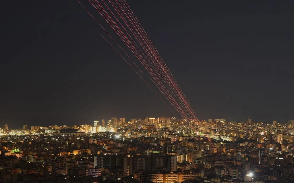 Xung đột giữa Mỹ - Israel với Iran đã lan sang Lebanon (Ảnh: AP)