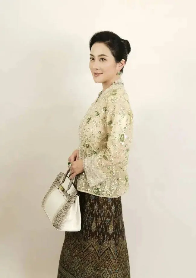 Sao TVB đổ bộ thị thường phim cực ngắn - Ảnh 1.