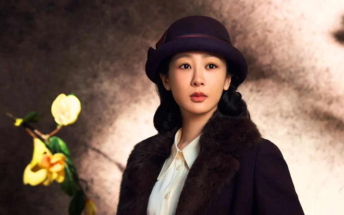 Dương Tử đang đóng phim mới "Khi hoa ngọc lan nở, người lại đến".(Ảnh: Weibo)