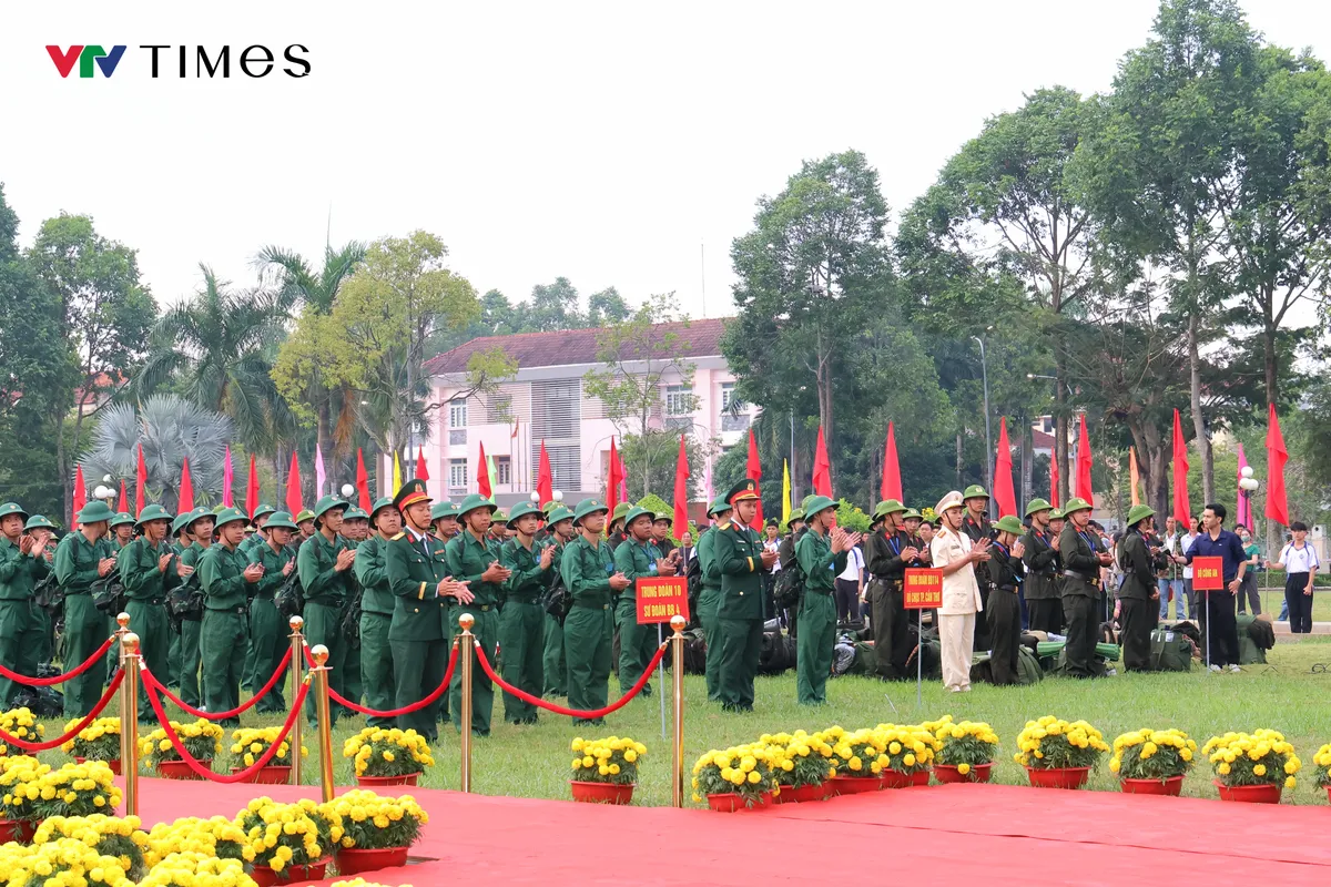 Cần Thơ ho&agrave;n th&agrave;nh 100% chỉ ti&ecirc;u giao qu&acirc;n 2026 - Ảnh 2.