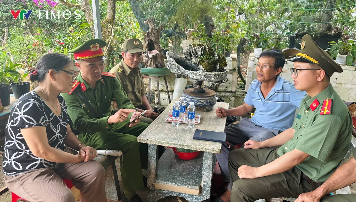 C&ocirc;ng an L&acirc;m Đồng giữ an ninh từ cơ sở, bảo đảm tuyệt đối an to&agrave;n c&aacute;c điểm bầu cử- Ảnh 3.