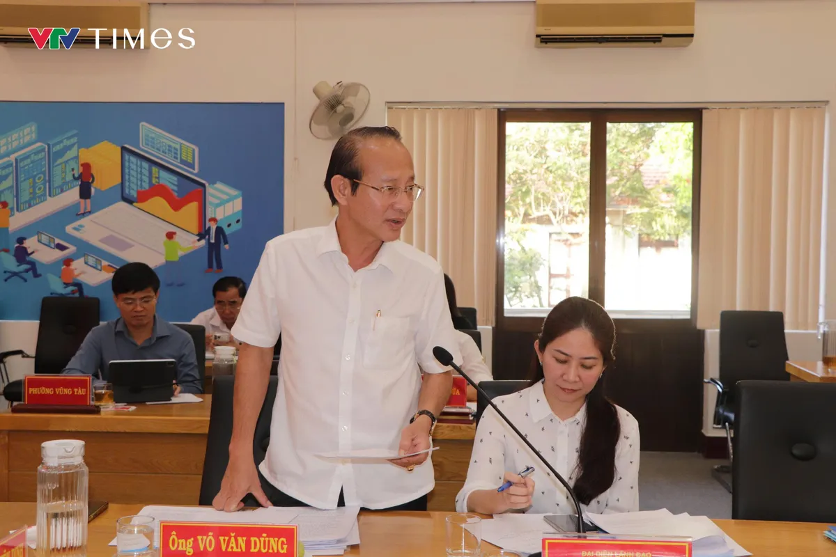 TP Hồ Ch&iacute; Minh kiểm tra c&ocirc;ng t&aacute;c bầu cử tại đơn vị bầu cử số 4  - Ảnh 1.