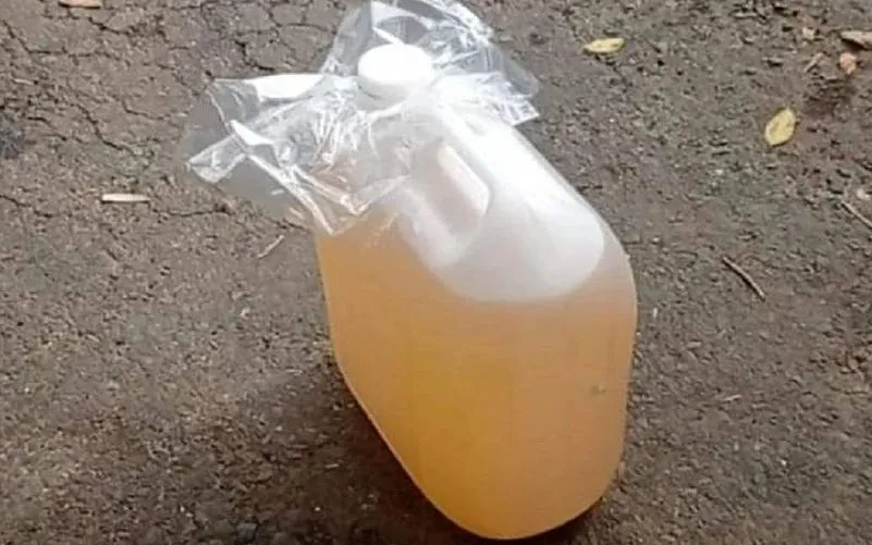 Công an khuyến cáo người dân không nên tích trữ xăng dầu để trong nhà vì nguy cơ cháy nổ rất cao. Ảnh minh họa. 