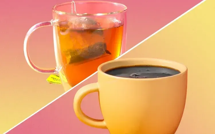 Cà phê hay trà xanh buổi sáng: Lựa chọn nào tốt hơn cho sức khỏe?- Ảnh 1. Cà phê hay trà xanh buổi sáng: Lựa chọn nào tốt hơn cho sức khỏe?- Ảnh 1.