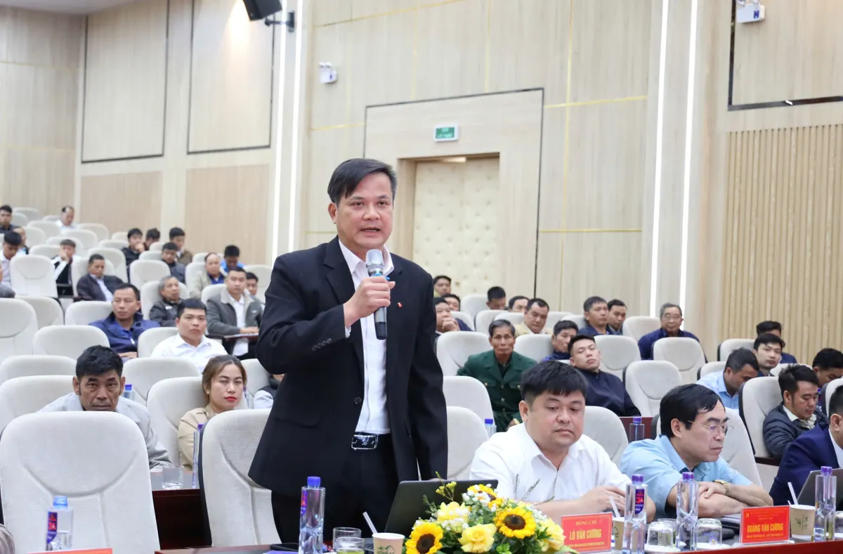 Điện Bi&ecirc;n: Ứng cử vi&ecirc;n đại biểu Quốc hội kh&oacute;a XVI tiếp x&uacute;c cử tri, vận động bầu cử - Ảnh 4.