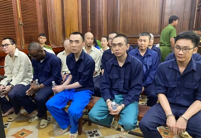 X&eacute;t xử vụ vận chuyển tiền tr&aacute;i ph&eacute;p hơn 2.000 tỷ đồng: Đỗ Viết Đại v&agrave; &ldquo;vợ hờ&rdquo; Kim Ng&acirc;n đổ lỗi cho nhau- Ảnh 1.