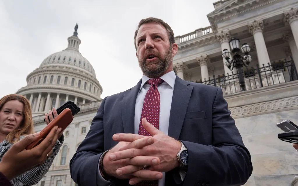 Tân Bộ trưởng An ninh Nội địa Mỹ Markwayne Mullin (Ảnh: AP)