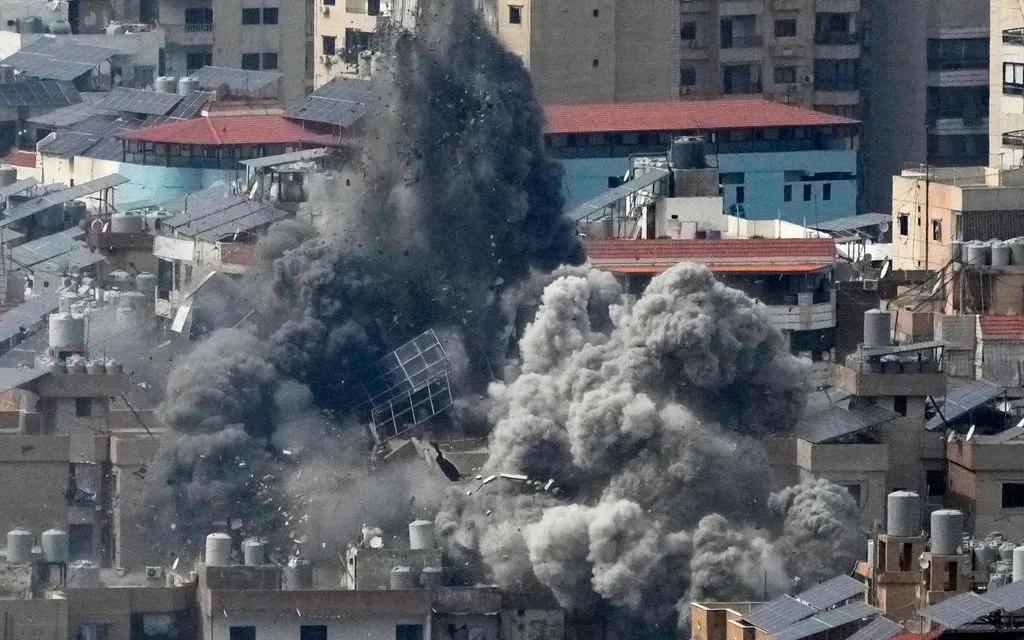 Ngày 6/3/2026, xung đột tiếp tục lan rộng tại Trung Đông (Ảnh: AP)