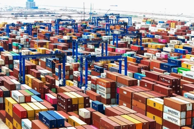 Cước vận tải biển tăng mạnh v&igrave; căng thẳng Trung Đ&ocirc;ng, doanh nghiệp xuất khẩu đối mặt nguy cơ mất đơn h&agrave;ng- Ảnh 1.