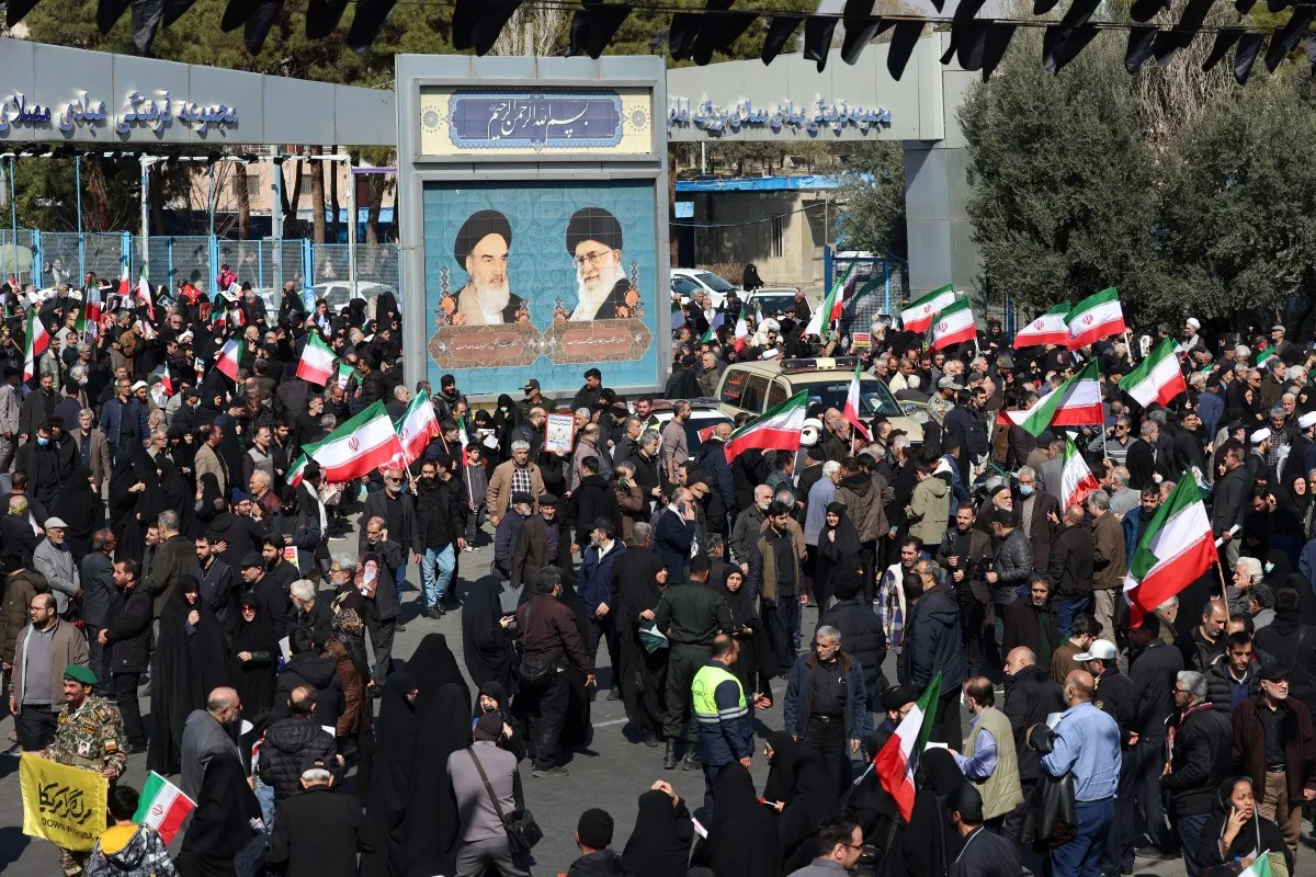 Tổng thống Trump cảnh b&aacute;o Iran sẽ &ldquo;bị tấn c&ocirc;ng rất dữ dội&rdquo;- Ảnh 2.