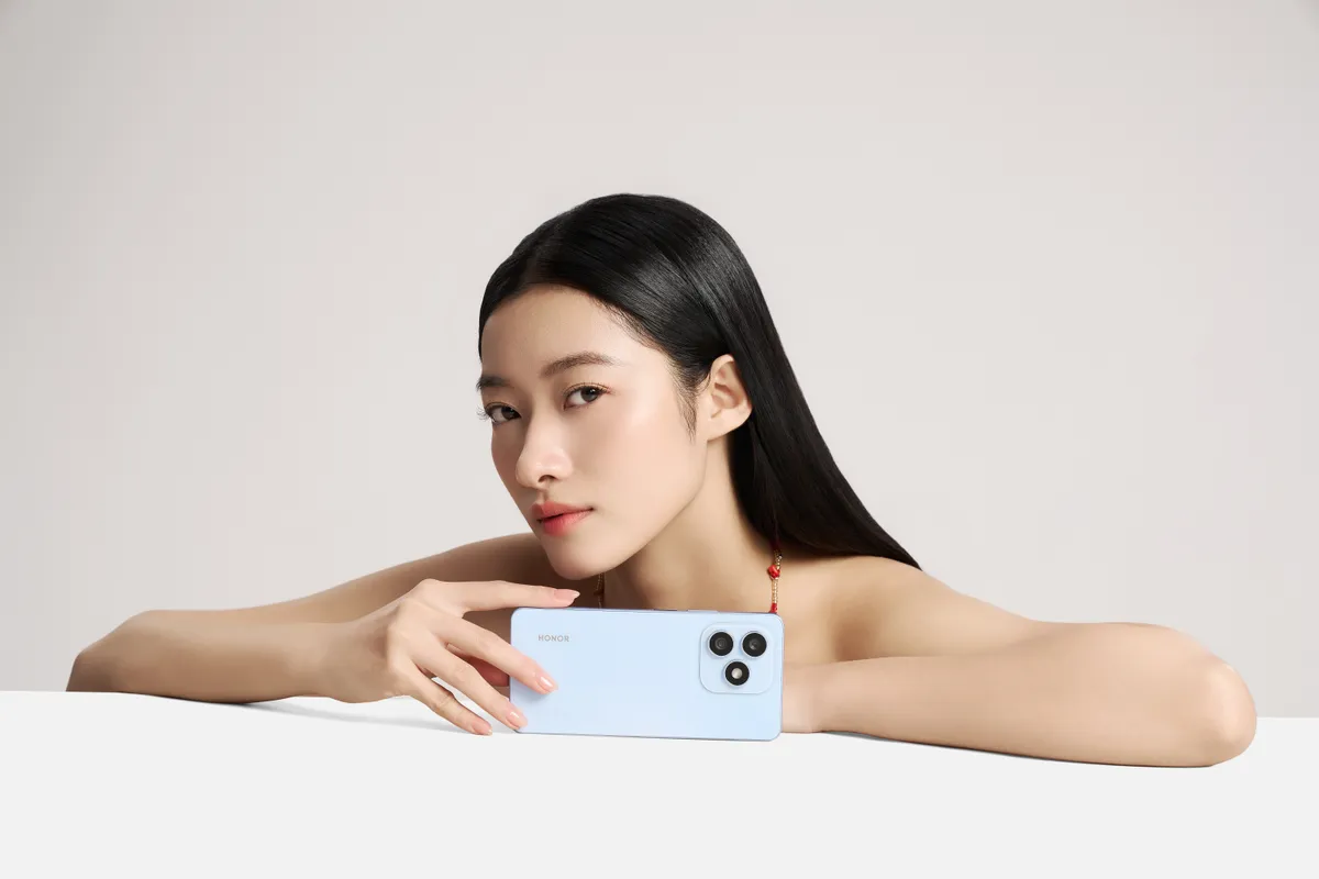 Lộ diện smartphone pin 7000mAh mỏng nhất ph&acirc;n kh&uacute;c - Ảnh 1.