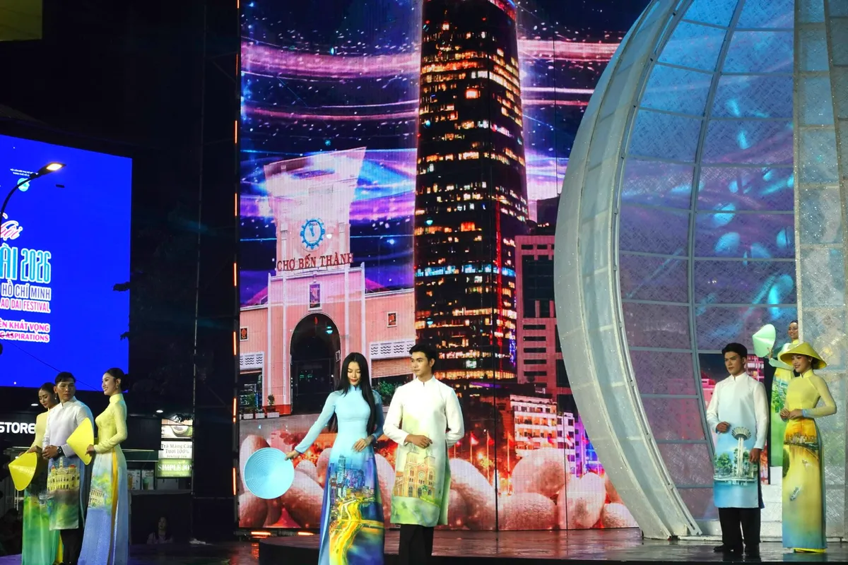 Khai mạc Lễ hội Áo dài TP Hồ Chí Minh 2026: Sức sống di sản trong kỷ nguyên mới - Ảnh 13.