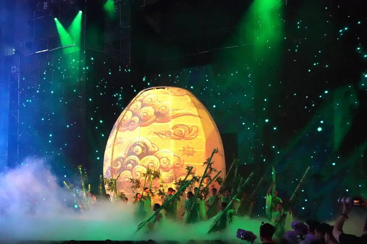 Khai mạc Lễ hội Áo dài TP Hồ Chí Minh 2026: Sức sống di sản trong kỷ nguyên mới - Ảnh 4.