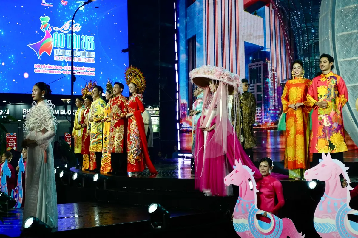 Khai mạc Lễ hội Áo dài TP Hồ Chí Minh 2026: Sức sống di sản trong kỷ nguyên mới - Ảnh 9.