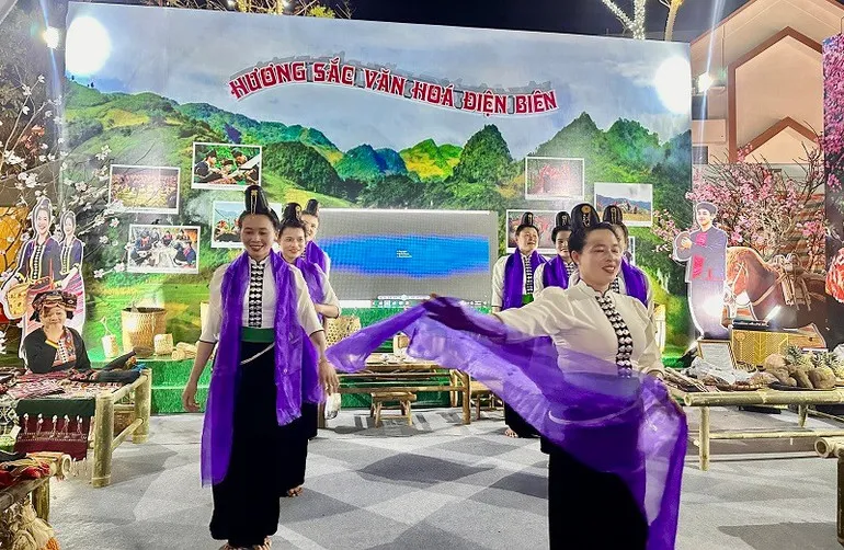 Điện Bi&ecirc;n: Ấn tượng kh&ocirc;ng gian trưng b&agrave;y sản phẩm văn h&oacute;a, du lịch 2026  - Ảnh 3.