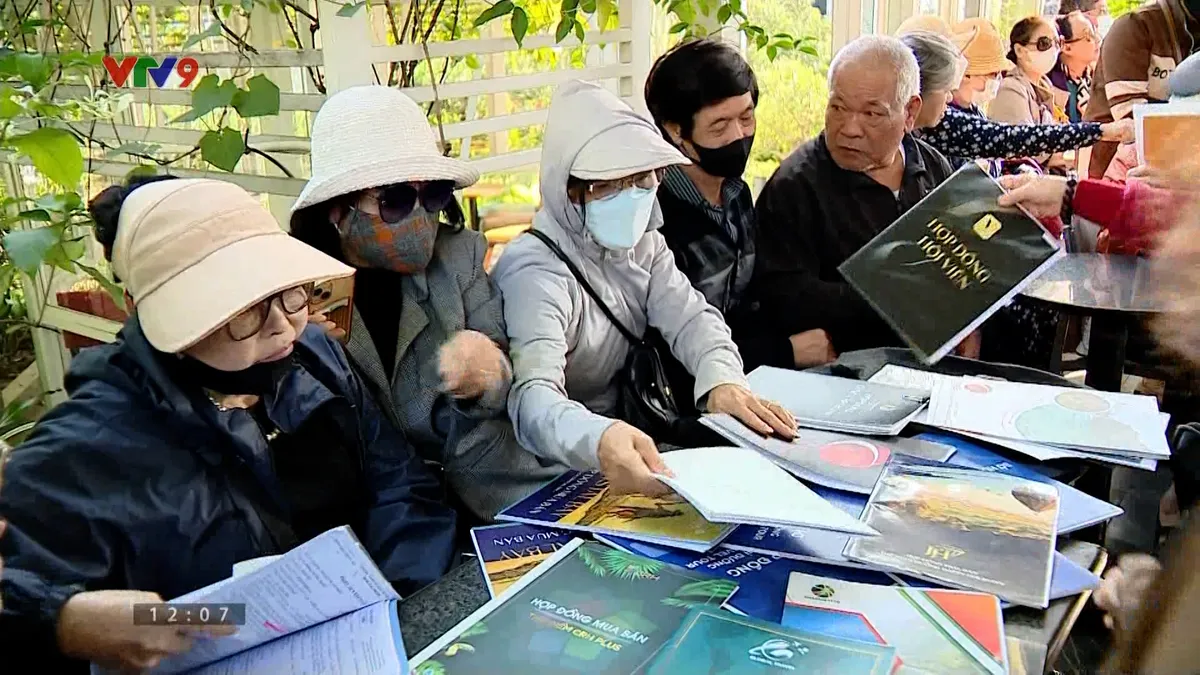 Lừa người cao tuổi với chiêu bài thu mua thẻ kỳ nghỉ