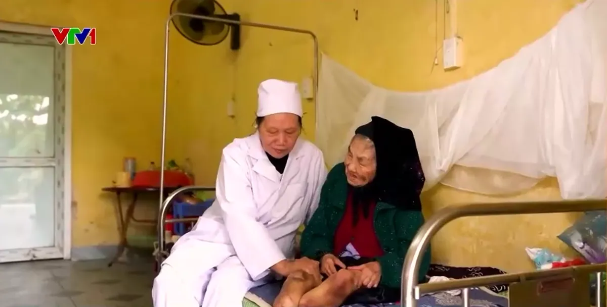 Nữ điều dưỡng gần 40 năm chăm s&oacute;c bệnh nh&acirc;n phong tại trại phong Quả Cảm - Ảnh 2.