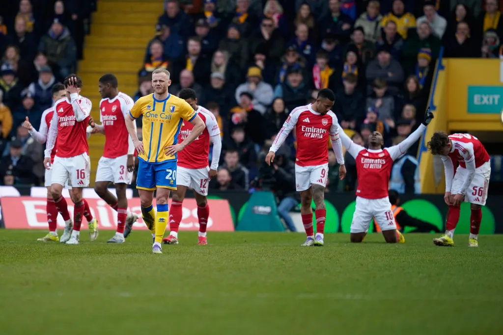 Eze tỏa sáng, Arsenal hạ Mansfield vào tứ kết FA Cup- Ảnh 3.