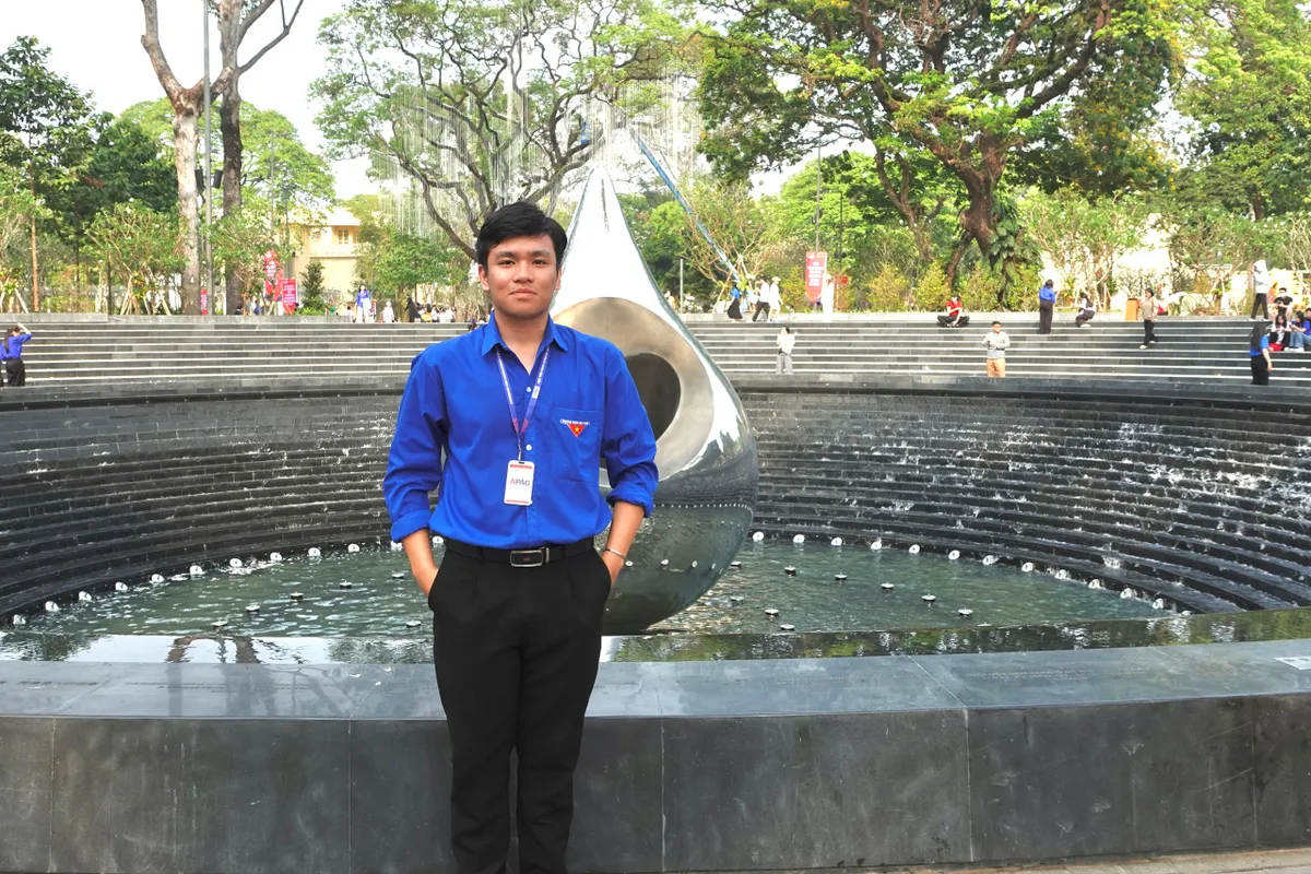 Cử tri trẻ TP Hồ Ch&iacute; Minh trao niềm tin, gửi kỳ vọng v&agrave;o c&aacute;c đại biểu Quốc hội - Ảnh 14.