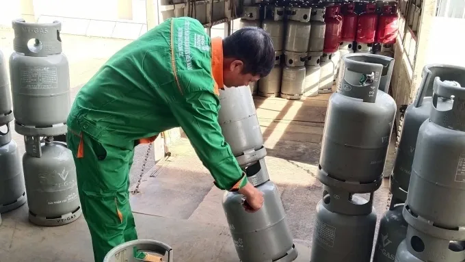 Gi&aacute; gas b&aacute;n lẻ tăng mạnh do gi&aacute;n đoạn nguồn cung nhập khẩu- Ảnh 1.