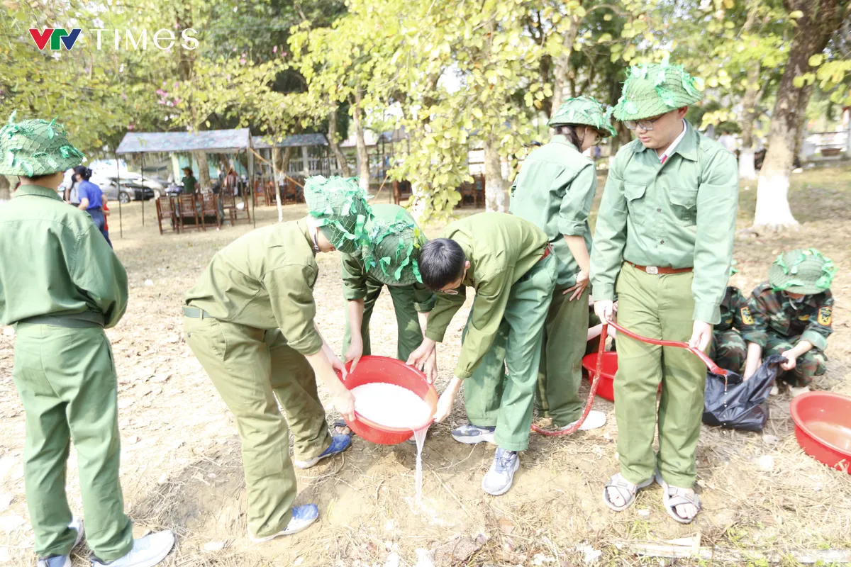 Trải nghiệm Bếp Ho&agrave;ng Cầm giữa l&ograve;ng Điện Bi&ecirc;n &ndash; Khi lịch sử bừng l&ecirc;n từ ngọn lửa giản dị - Ảnh 6.