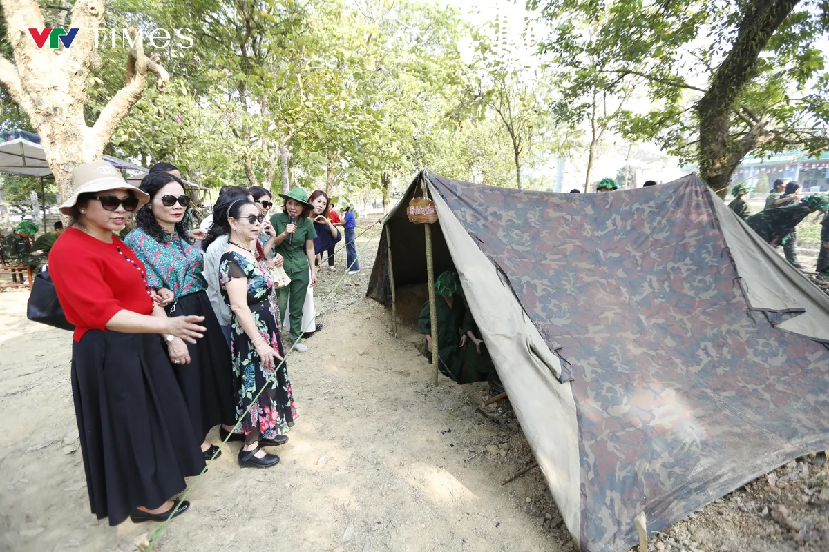 Trải nghiệm Bếp Ho&agrave;ng Cầm giữa l&ograve;ng Điện Bi&ecirc;n &ndash; Khi lịch sử bừng l&ecirc;n từ ngọn lửa giản dị - Ảnh 4.