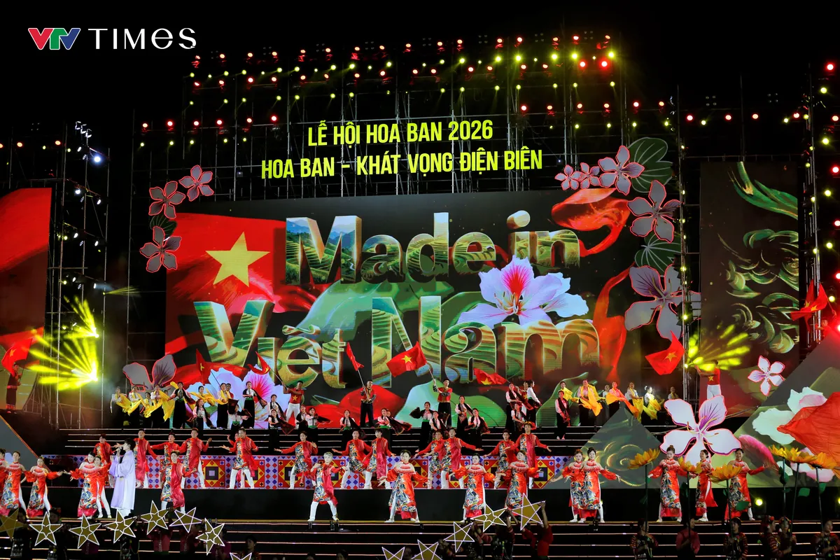 Thủ tướng Phạm Minh Ch&iacute;nh dự khai mạc Lễ hội Hoa Ban Điện Bi&ecirc;n năm 2026  - Ảnh 10.