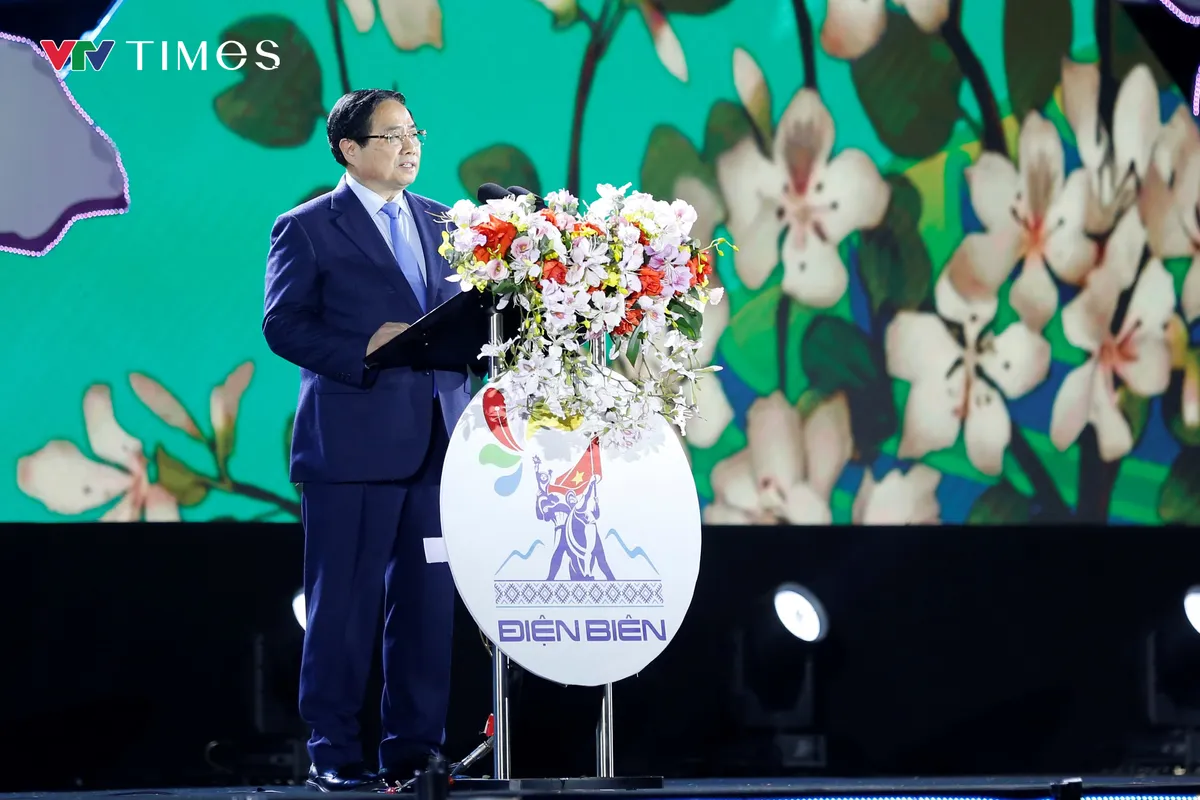 Thủ tướng Phạm Minh Ch&iacute;nh dự khai mạc Lễ hội Hoa Ban Điện Bi&ecirc;n năm 2026  - Ảnh 5.