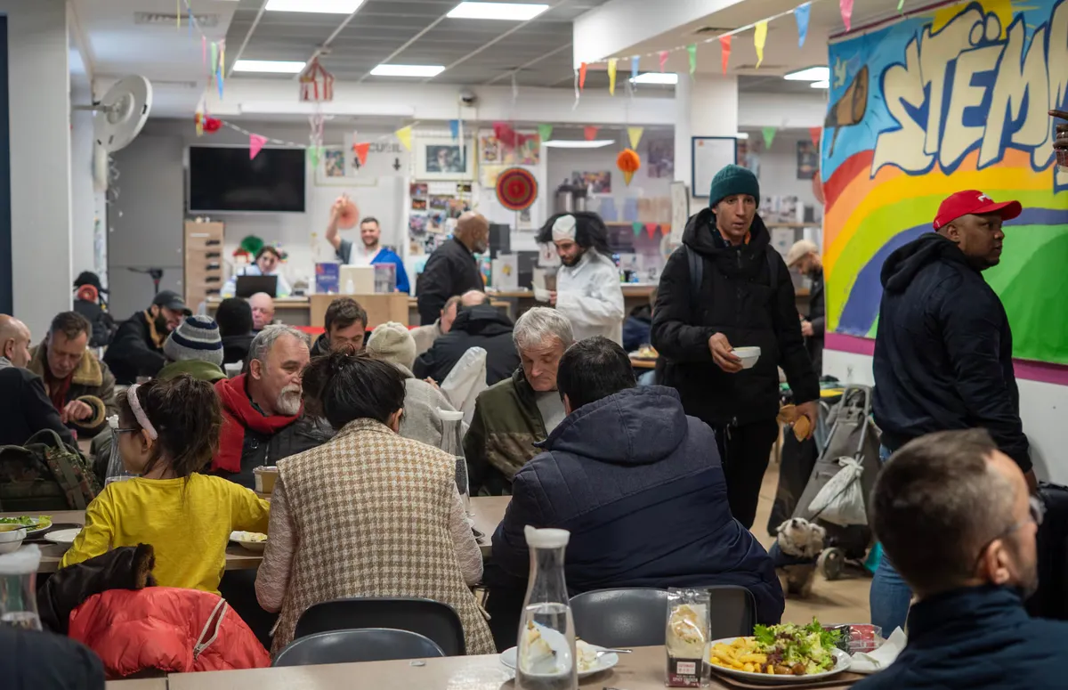 Nghịch l&yacute; đang diễn ra ở quốc gia gi&agrave;u nhất Li&ecirc;n minh ch&acirc;u &Acirc;u - Ảnh 1.