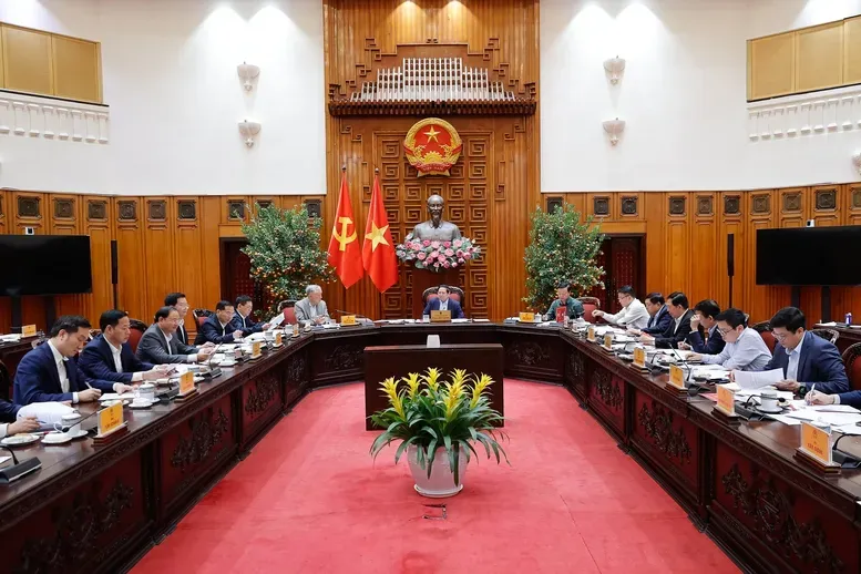 Thủ tướng Phạm Minh Ch&iacute;nh chủ tr&igrave; họp Thường trực Ch&iacute;nh phủ, xem x&eacute;t nhiều đề xuất của tỉnh Lai Ch&acirc;u- Ảnh 1.