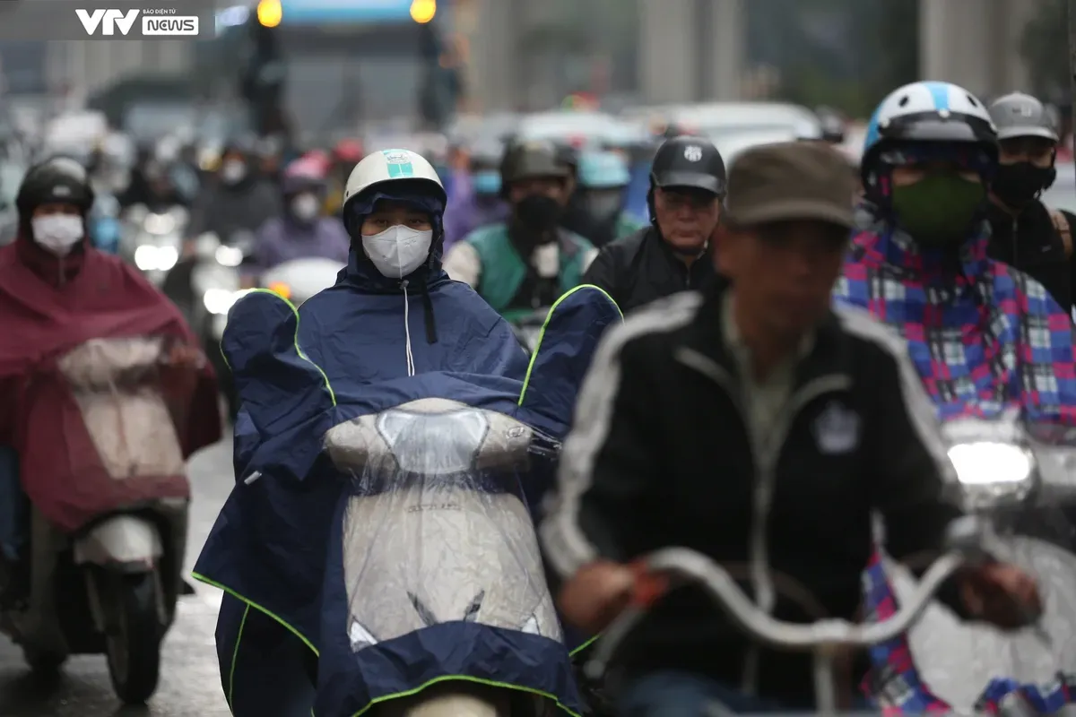 Đ&oacute;n kh&ocirc;ng kh&iacute; lạnh, miền Bắc mưa r&eacute;t, c&oacute; nơi dưới 13 độ C - Ảnh 1.